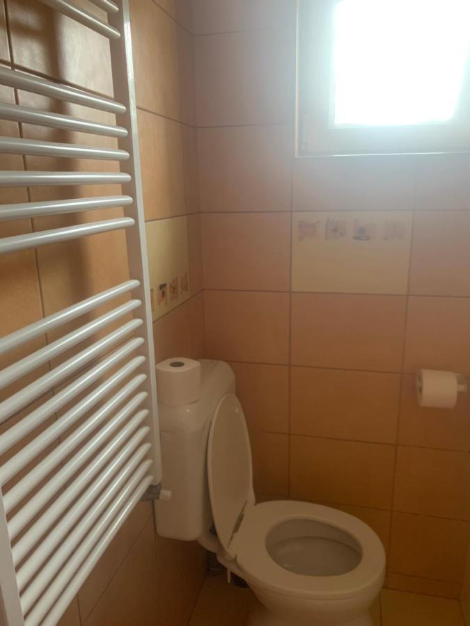 Gabor Aron Apartment Hajdúszoboszló Exterior foto