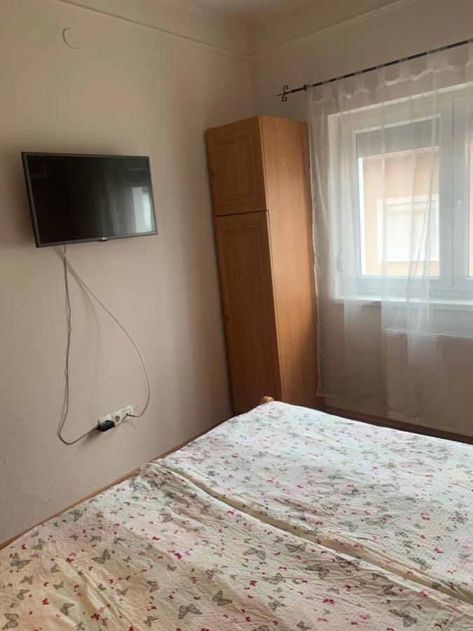 Gabor Aron Apartment Hajdúszoboszló Exterior foto