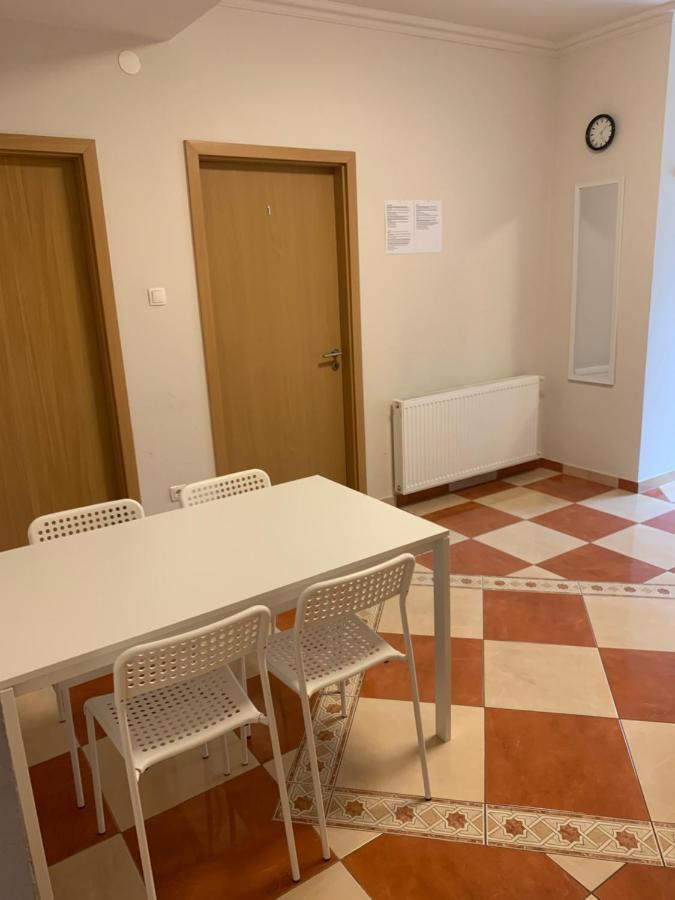 Gabor Aron Apartment Hajdúszoboszló Exterior foto